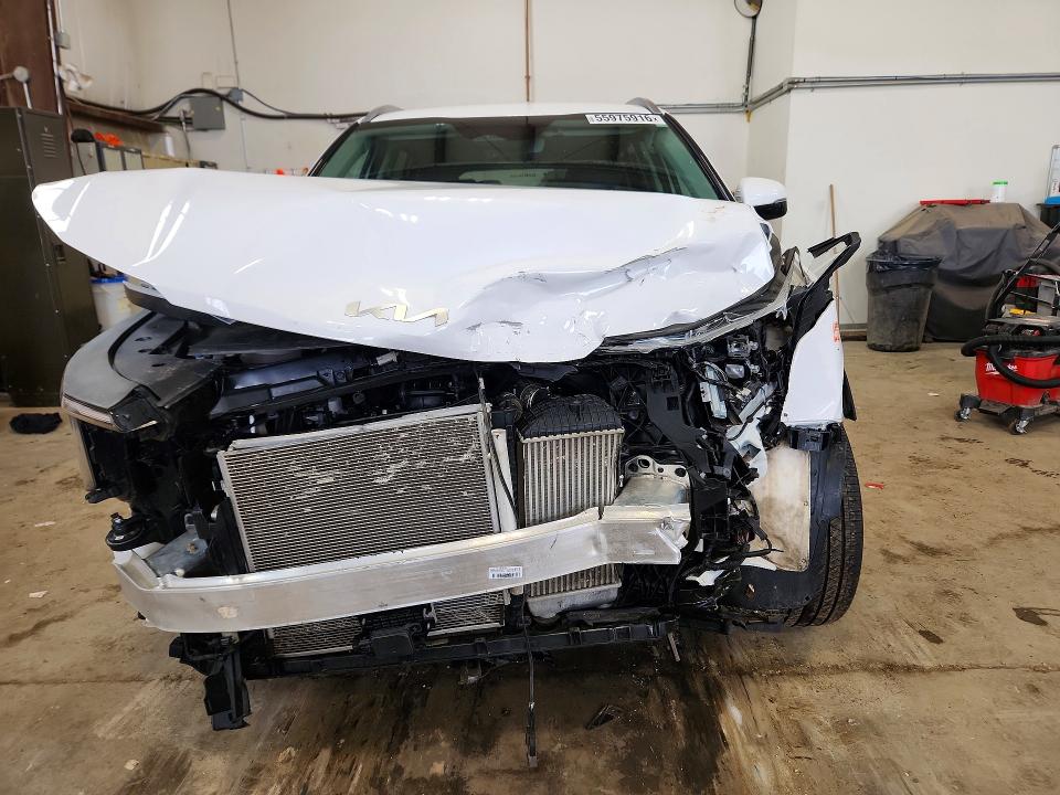 Photo 5 from auction – 2025 KIA SORENTO with VIN 5XYRHDJF2SG319312
