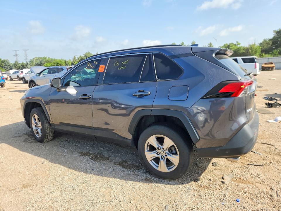 Photo 2 from auction – 2023 TOYOTA RAV4 with VIN 2T3P1RFV5PC350136