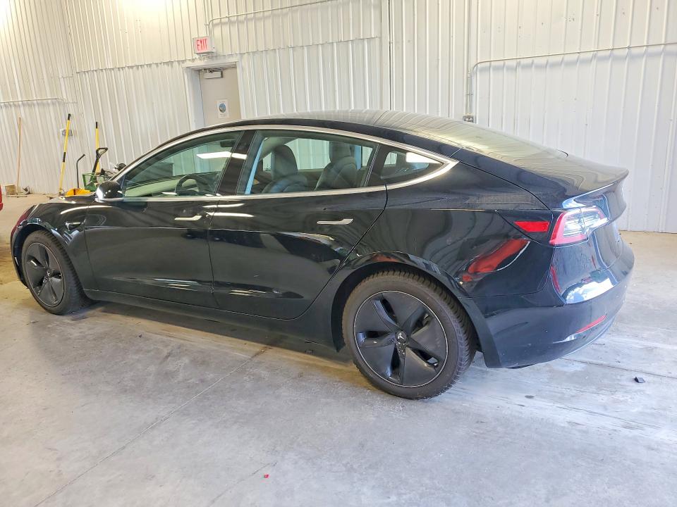 Снимка 2 от търг – 2018 TESLA MODEL 3 с VIN 5YJ3E1EB1JF127390