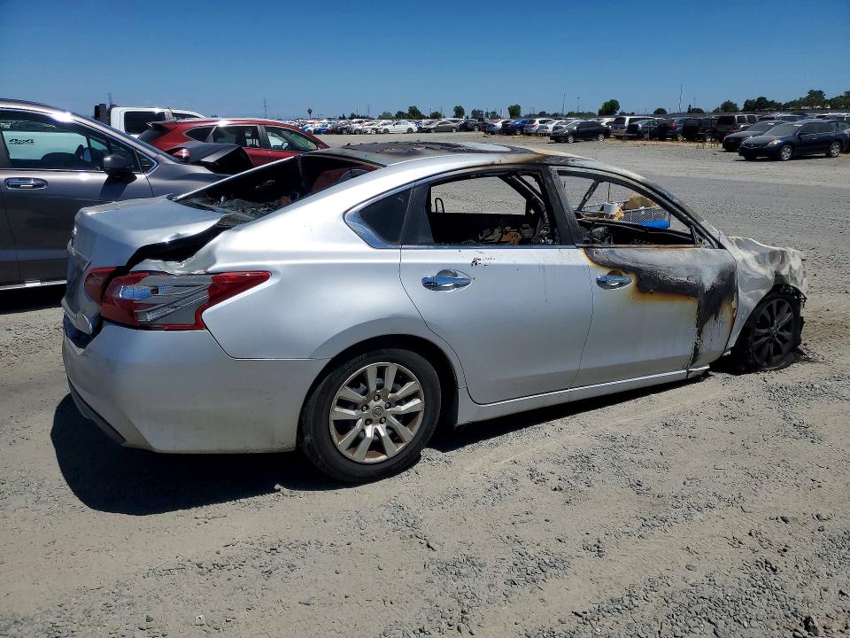 Photo 3 from auction – 2018 NISSAN ALTIMA with VIN 1N4AL3AP6JC102286