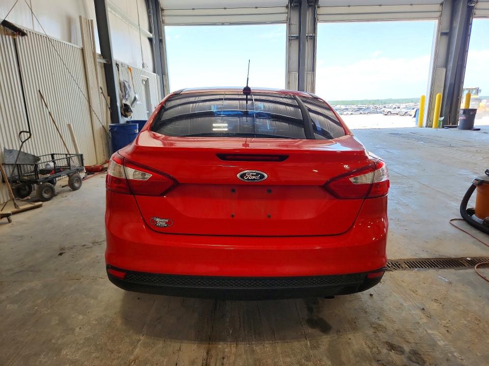 Photo 6 from auction – 2012 FORD FOCUS with VIN 1FAHP3F26CL174835