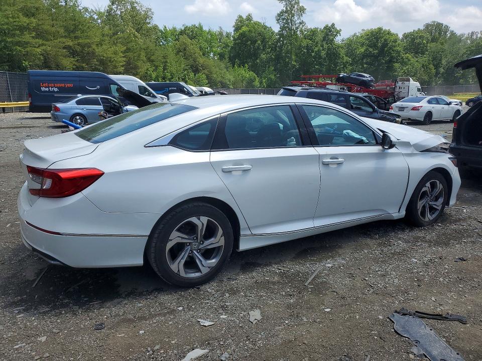 Снимка 3 от търг – 2020 HONDA ACCORD с VIN 1HGCV1F44LA015910