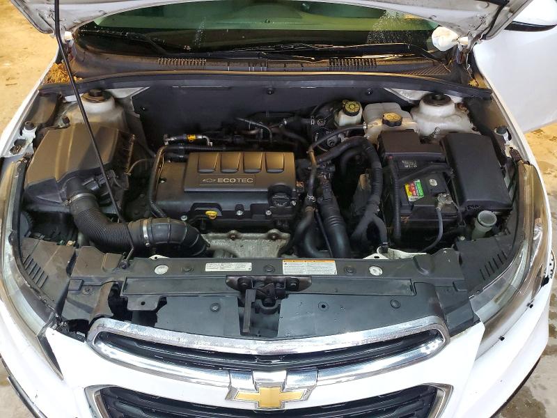 Photo 11 from auction – 2015 CHEVROLET CRUZE with VIN 1G1PC5SB3F7270799