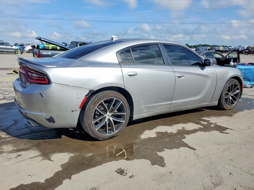 Photo 3 from auction – 2016 DODGE CHARGER with VIN 2C3CDXCT0GH203089