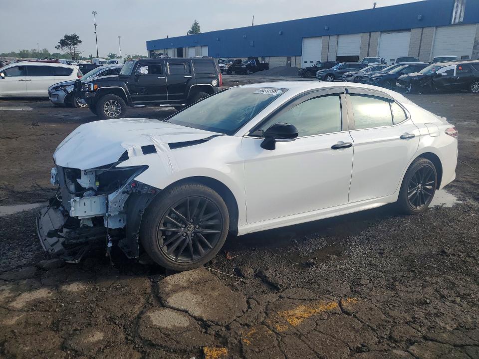 TOYOTA CAMRY 2024 with VIN 4T1G11AK2RU890682 - Photo from auction