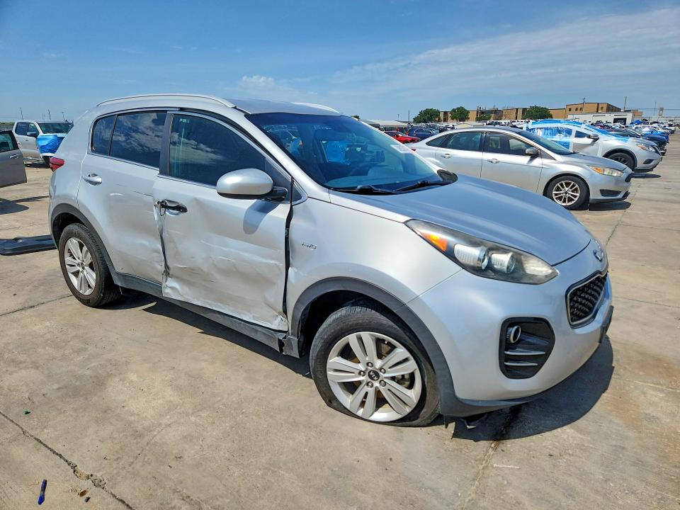 Photo 4 from auction – 2017 KIA SPORTAGE with VIN KNDPMCACXH7110084