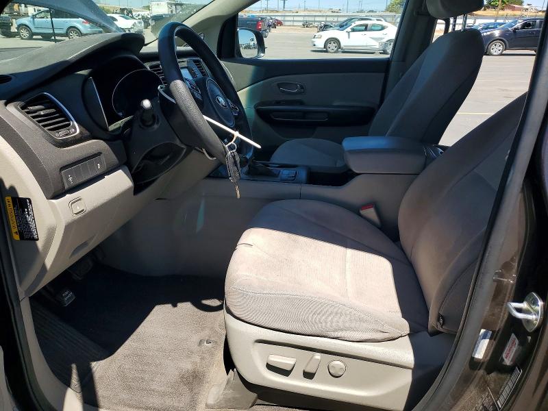 Photo 7 from auction – 2015 KIA SEDONA with VIN KNDMB5C10F6033681