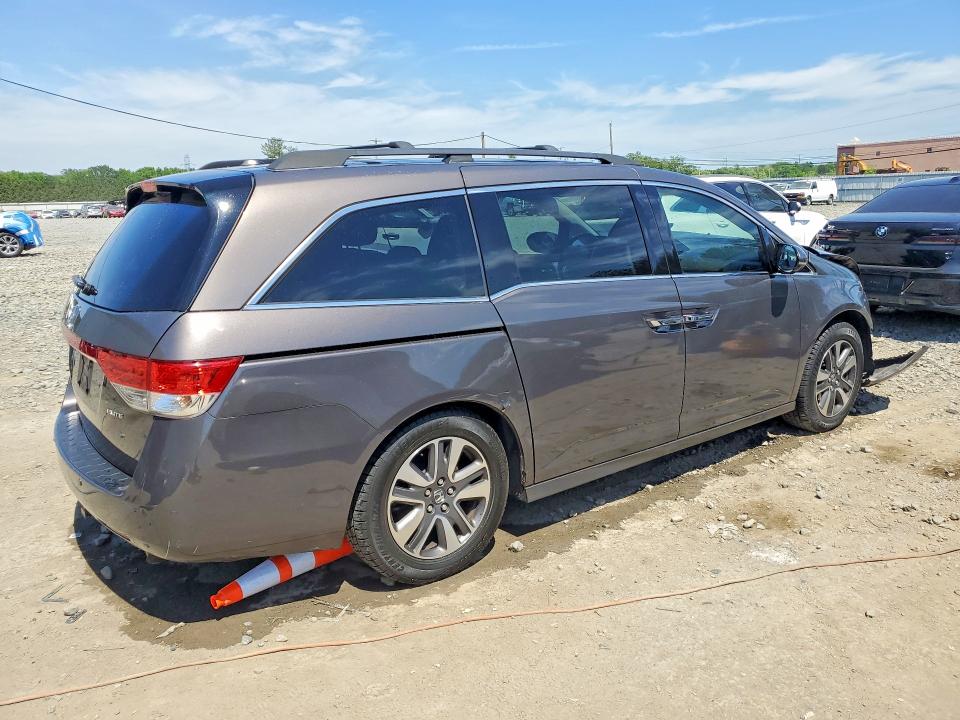 Photo 3 from auction – 2015 HONDA ODYSSEY with VIN 5FNRL5H91FB062497