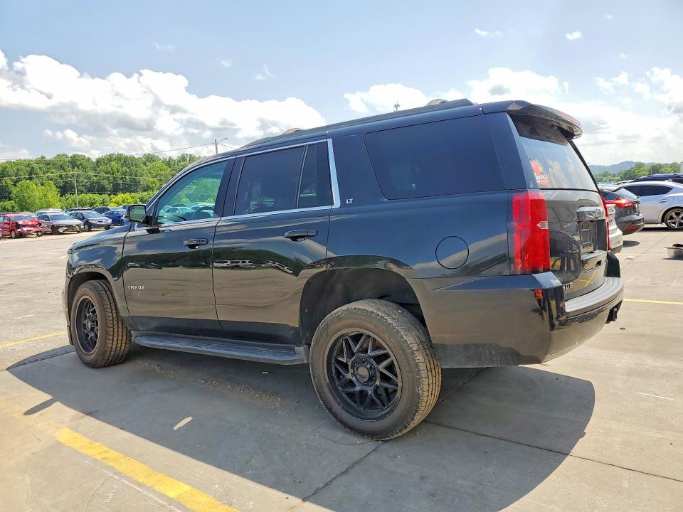 Photo 2 from auction – 2017 CHEVROLET TAHOE with VIN 1GNSKBKC8HR161720