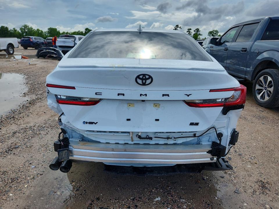 Photo 6 from auction – 2026 TOYOTA CAMRY with VIN 4T1DAACK2TU721897