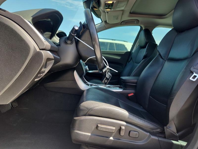Photo 7 from auction – 2017 ACURA TLX with VIN 19UUB2F59HA004498