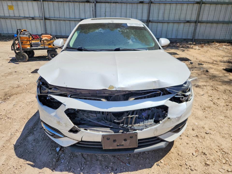Photo 5 from auction – 2019 BUICK REGAL with VIN W04GM6SX9K1033635