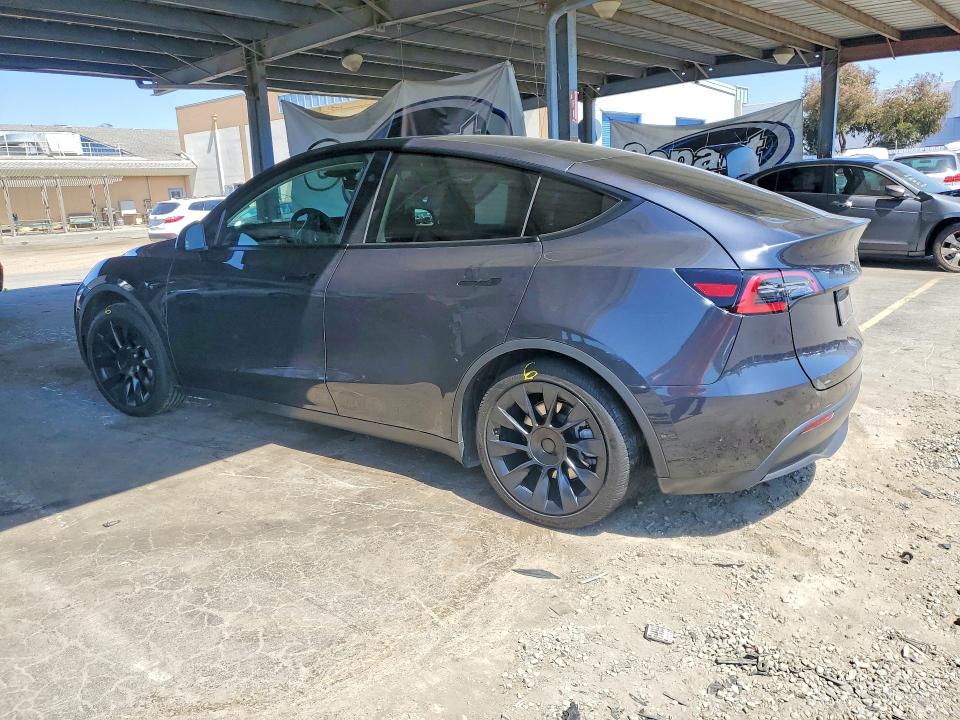 Photo 2 from auction – 2024 TESLA MODEL Y with VIN 7SAYGDEDXRF057938