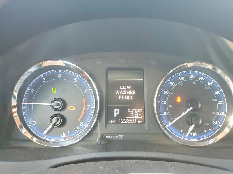 Photo 9 from auction – 2018 TOYOTA COROLLA with VIN 2T1BURHEXJC096616
