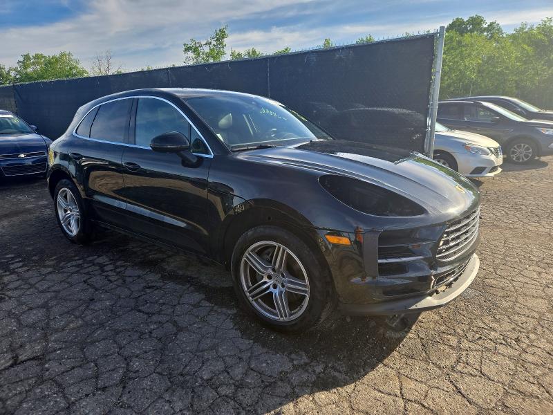 Фото 4 с аукциона – 2020 PORSCHE MACAN с VIN WP1AB2A57LLB36079