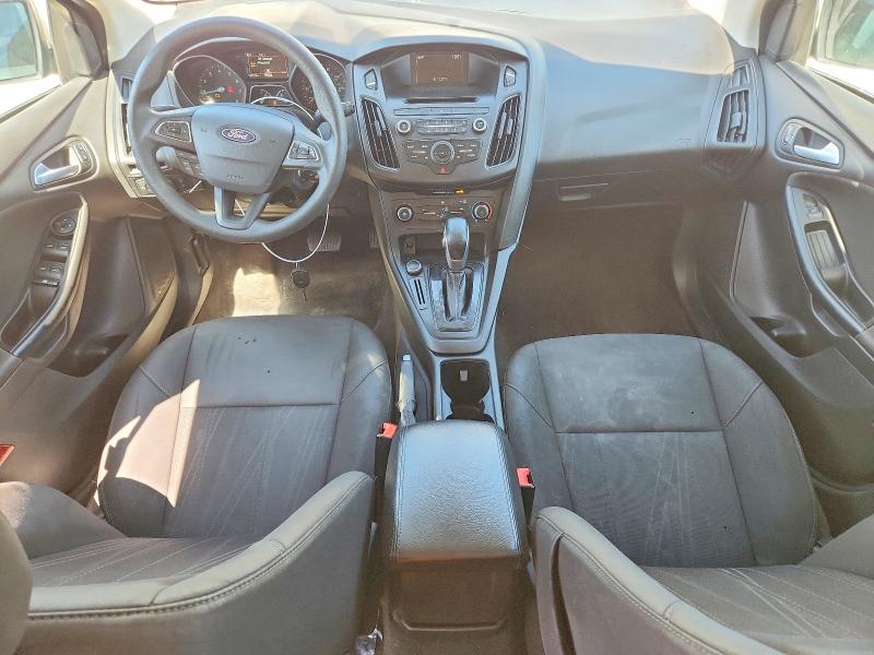 Снимка 8 от търг – 2017 FORD FOCUS с VIN 1FADP3K21HL318335