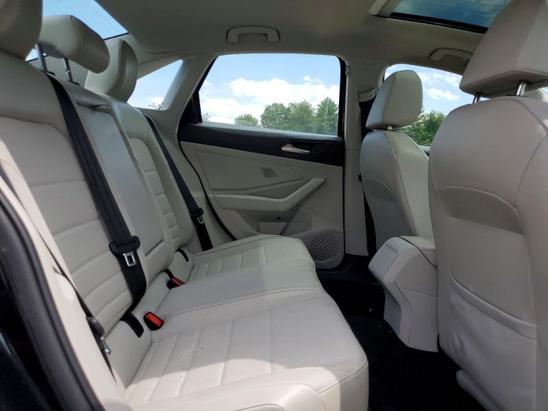 Photo 10 from auction – 2023 VOLKSWAGEN JETTA with VIN 3VW7M7BU7PM029334