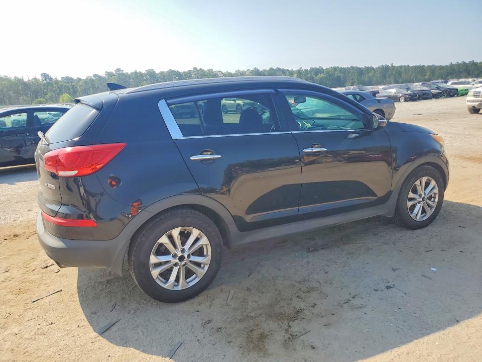 Foto 3 de la subasta – 2016 KIA SPORTAGE con VIN KNDPC3A67G7831636