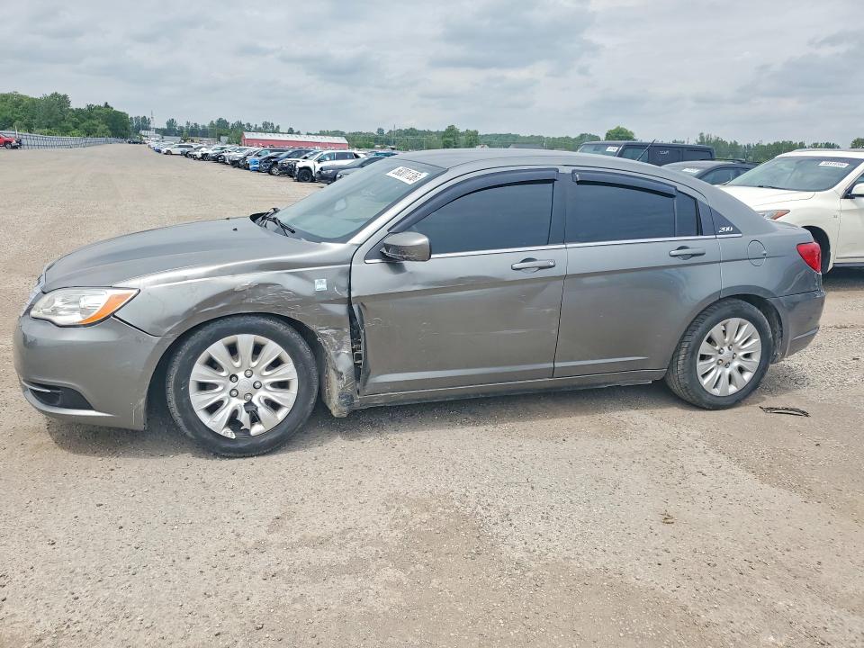 CHRYSLER 200 2013 with VIN 1C3CCBAB5DN634322 - Photo from auction