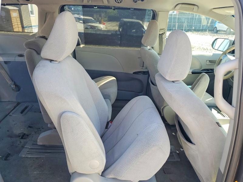 Photo 11 from auction – 2012 TOYOTA SIENNA with VIN 5TDKK3DC7CS210413
