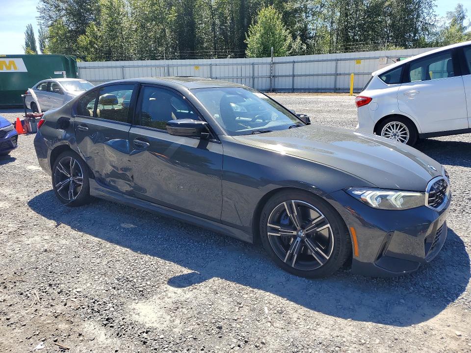 Photo 4 from auction – 2023 BMW M340XI with VIN 3MW49FF02P8C96234