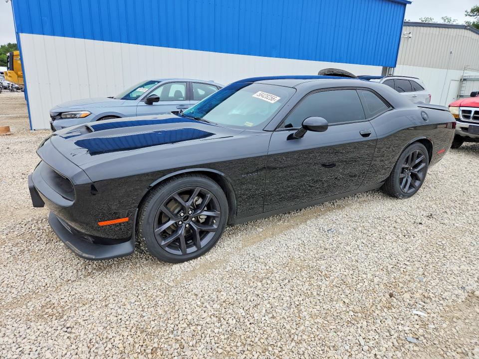 DODGE CHALLENGER 2022 with VIN 2C3CDZBT8NH168473 - Photo from auction