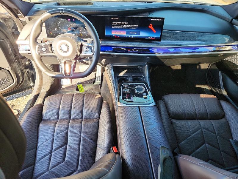 صورة رقم 8 من المزاد - 2023 BMW 760 مع VIN WBA33EJ04PCL98688