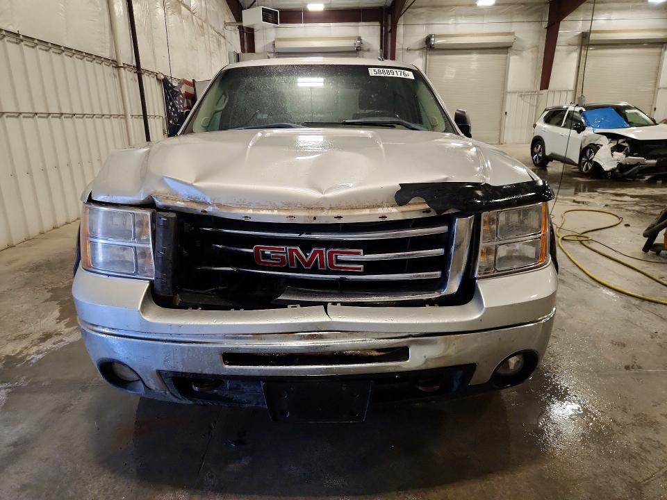 Photo 5 from auction – 2010 GMC SIERRA with VIN 3GTRKVE38AG102743