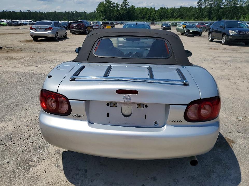 Photo 6 from auction – 2001 MAZDA MX-5 MIATA with VIN JM1NB353610218370