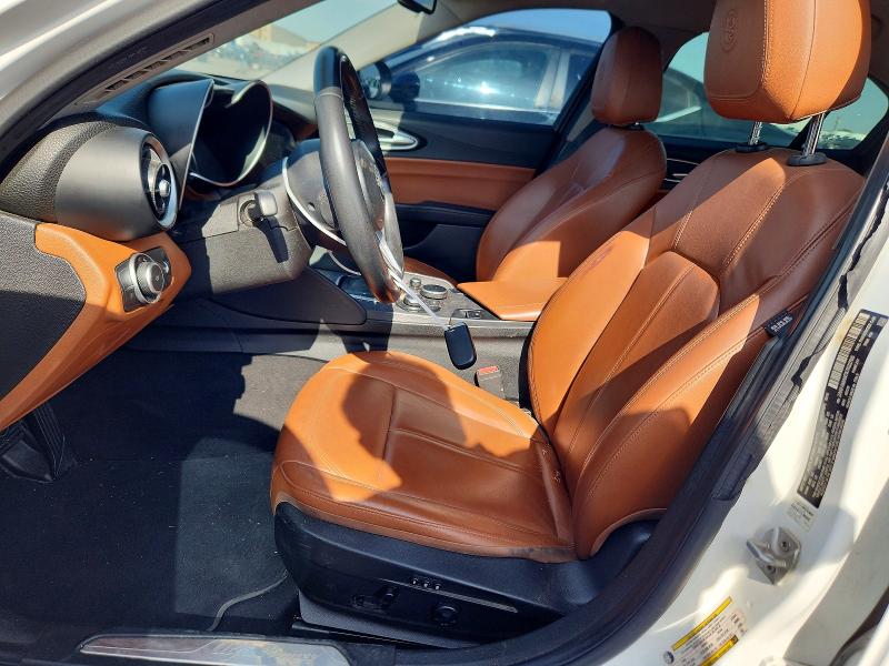 Photo 7 from auction – 2019 ALFA ROMEO GIULIA with VIN ZARFAMAN7K7622765