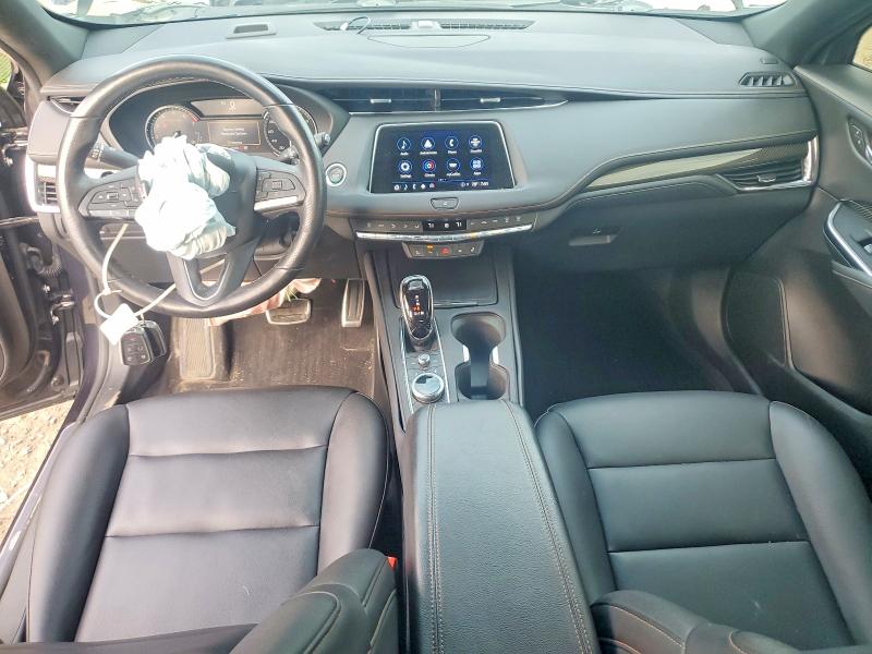 Photo 8 from auction – 2022 CADILLAC XT4 with VIN 1GYFZFR48NF109667