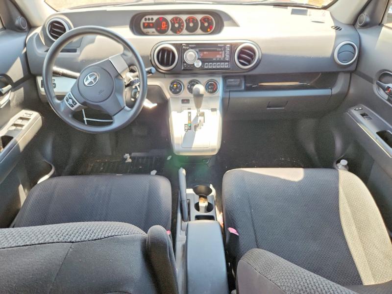 Photo 8 from auction – 2010 TOYOTA SCION with VIN JTLZE4FE5A1117124