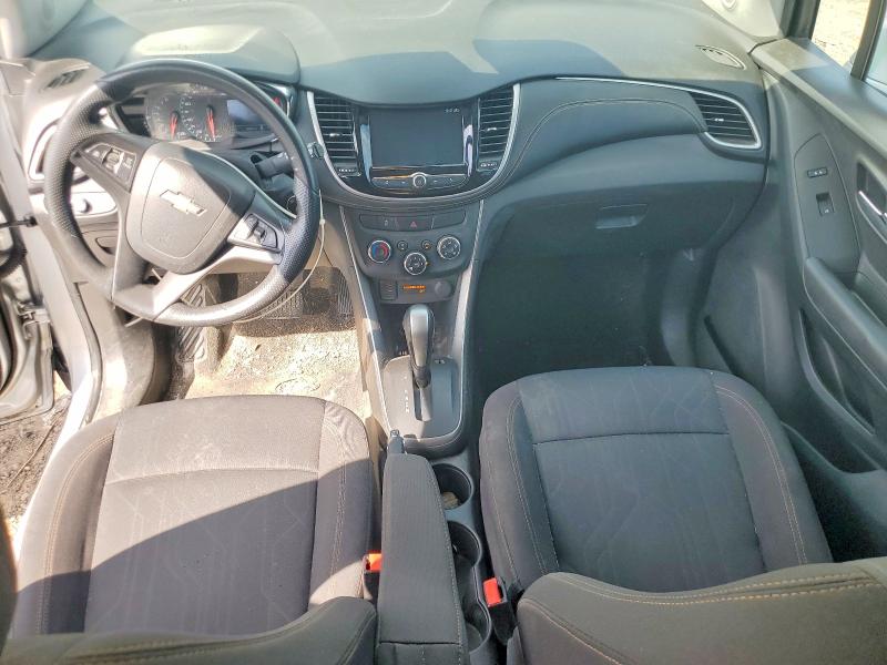 Photo 8 from auction – 2017 CHEVROLET TRAX with VIN KL7CJLSB0HB084523