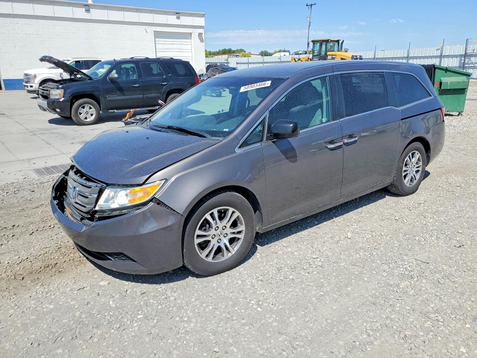 HONDA ODYSSEY 2012 with VIN 5FNRL5H47CB086092 - Photo from auction