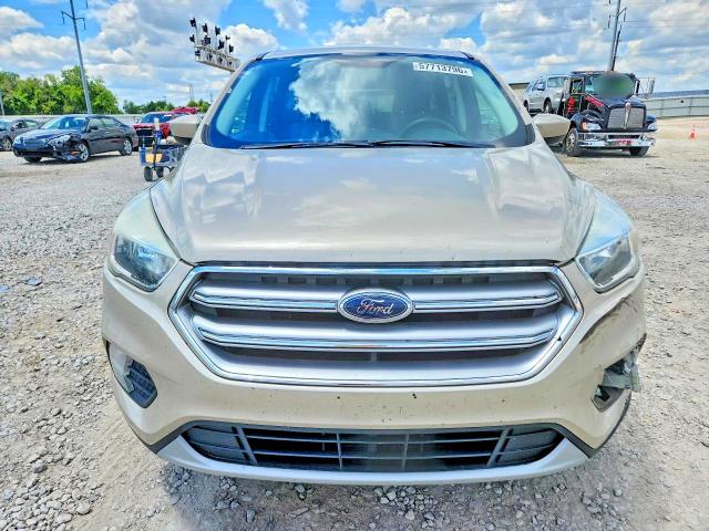 Photo 5 from auction – 2017 FORD ESCAPE with VIN 1FMCU9G91HUE67146