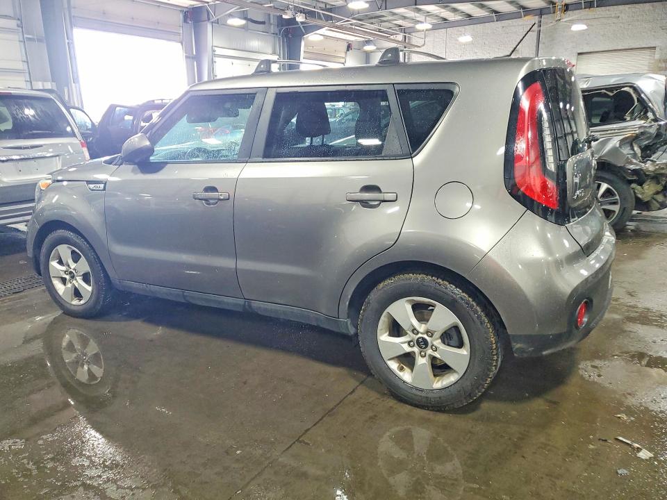 Photo 2 from auction – 2017 KIA SOUL with VIN KNDJN2A2XH7412415