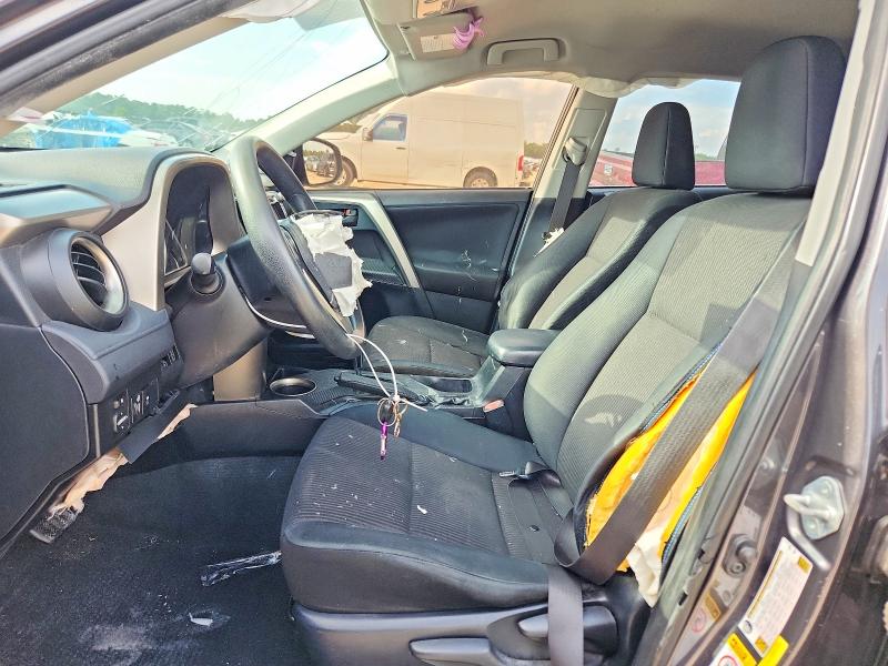 Photo 7 from auction – 2015 TOYOTA RAV4 with VIN JTMZFREV1FJ052576