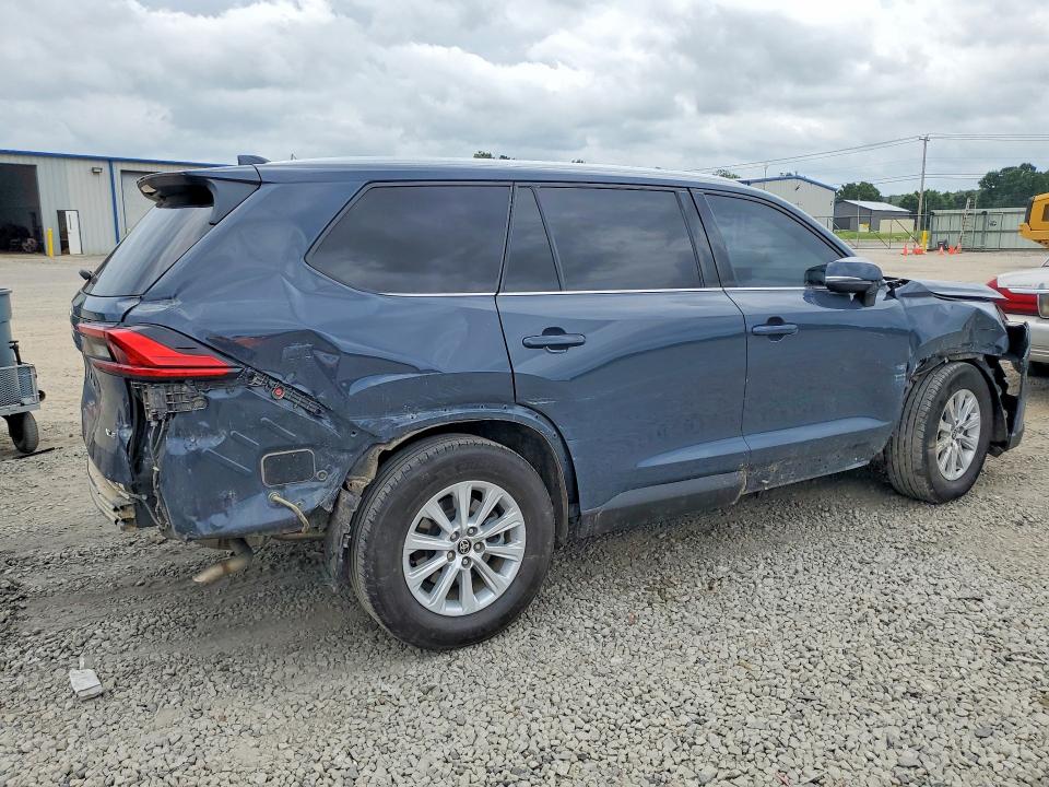 Photo 3 from auction – 2024 TOYOTA GRAND HIGHLANDER with VIN 5TDAAAA54RS008470