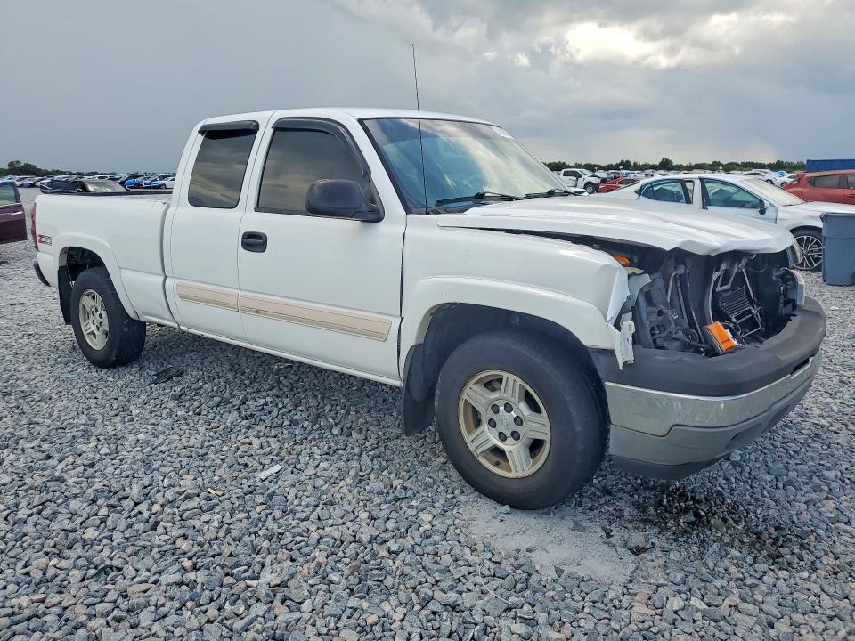 Photo 4 from auction – 2005 CHEVROLET SILVERADO with VIN 1GCEK19B05E289837