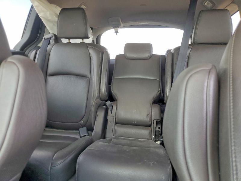 Снимка 10 от търг – 2018 HONDA ODYSSEY с VIN 5FNRL6H99JB019685