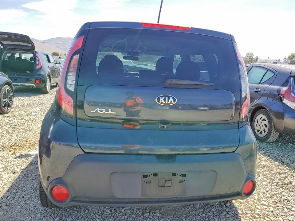 Photo 6 from auction – 2014 KIA SOUL with VIN KNDJP3A55E7037846