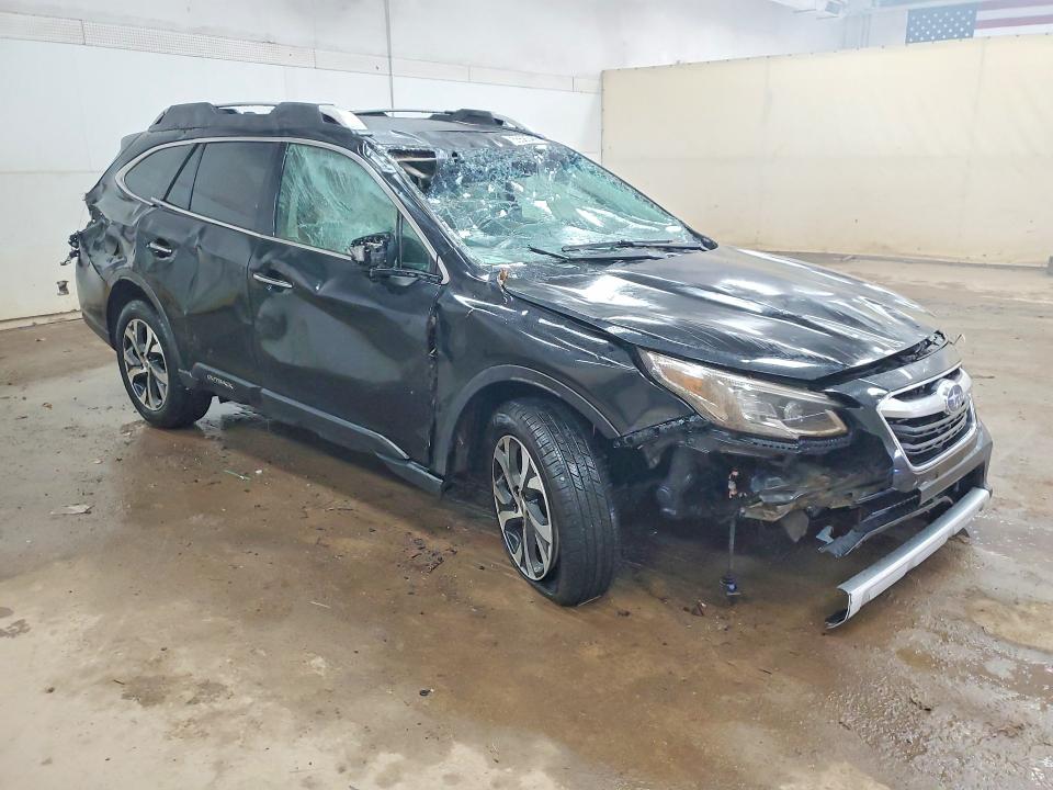 Photo 4 from auction – 2020 SUBARU OUTBACK with VIN 4S4BTGPD2L3135447