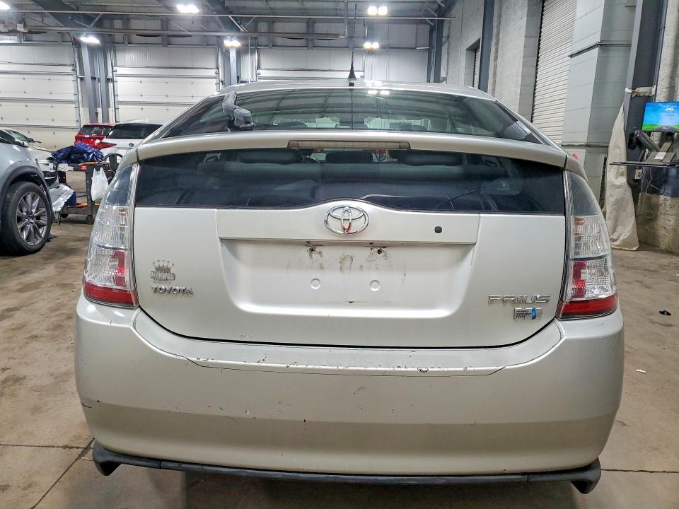 Photo 6 from auction – 2005 TOYOTA PRIUS with VIN JTDKB20U553044762