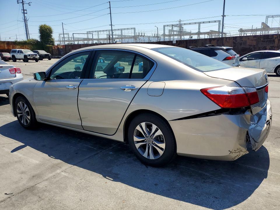 Photo 2 from auction – 2015 HONDA ACCORD with VIN 1HGCR2F38FA043831