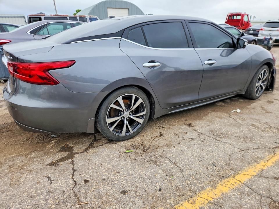 Zdjęcie 3 z aukcji – 2017 NISSAN MAXIMA z VIN 1N4AA6AP7HC376064