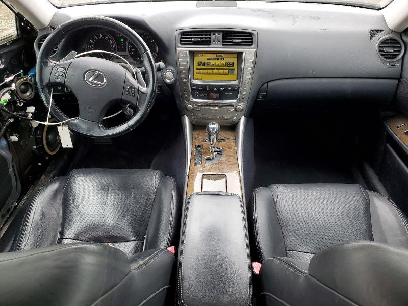 Photo 8 from auction – 2010 LEXUS IS with VIN JTHCF5C23A5036368