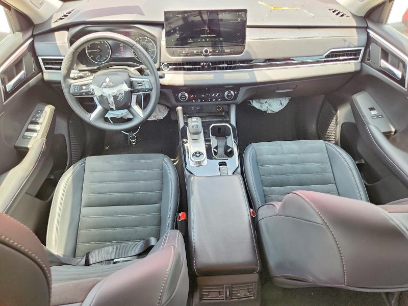 Photo 8 from auction – 2025 MITSUBISHI OUTLANDER with VIN JA4J3VA84SZ021424