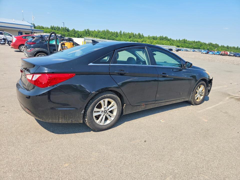 Photo 3 from auction – 2013 HYUNDAI SONATA with VIN 5NPEB4AC8DH751825