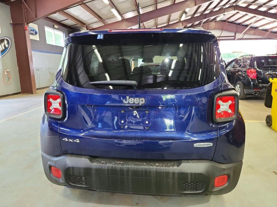 Photo 6 from auction – 2016 JEEP RENEGADE with VIN ZACCJBBW0GPD15585
