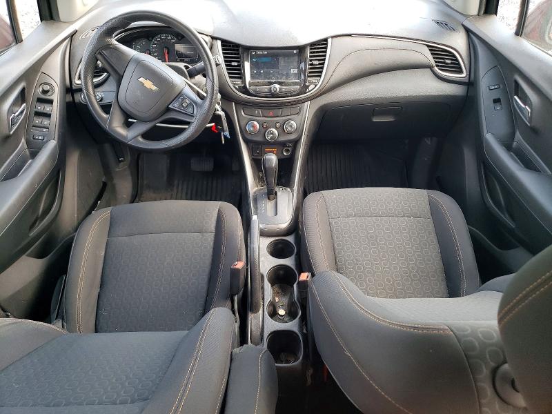 Photo 8 from auction – 2017 CHEVROLET TRAX with VIN 3GNCJKSB9HL226869